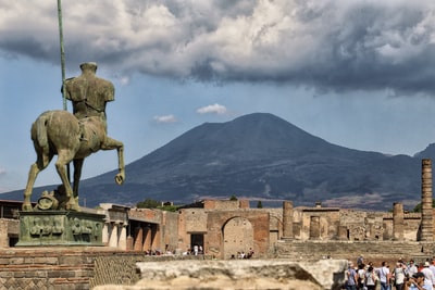 The people on the historical sites
